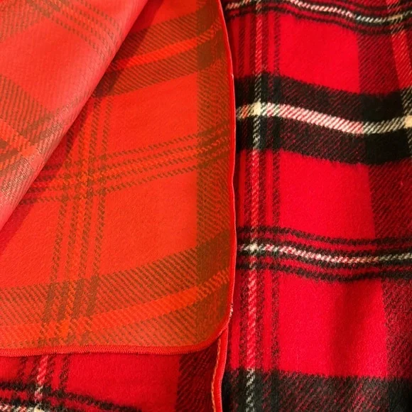 Wine To Go Bundle- PicnicTime Wine Pack Glasses & Outdoor Blanket & Accessories - Picture 9 of 14